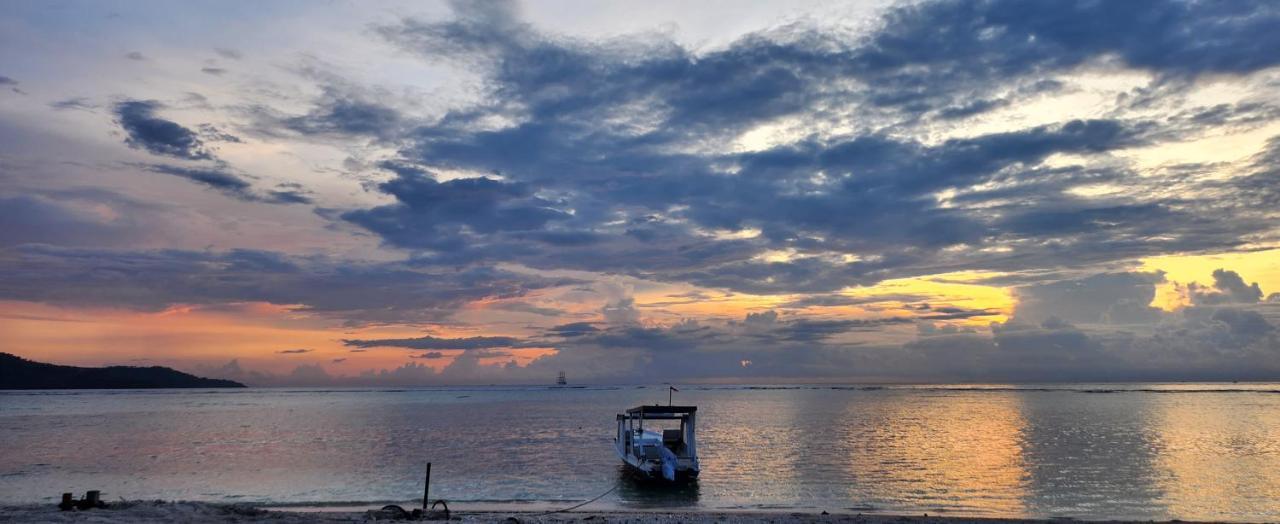 Purple Beach - Maithelia - Gili Air Exterior photo